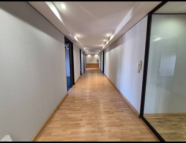 499.99M² OFFICE TO LET IN RIVONIA